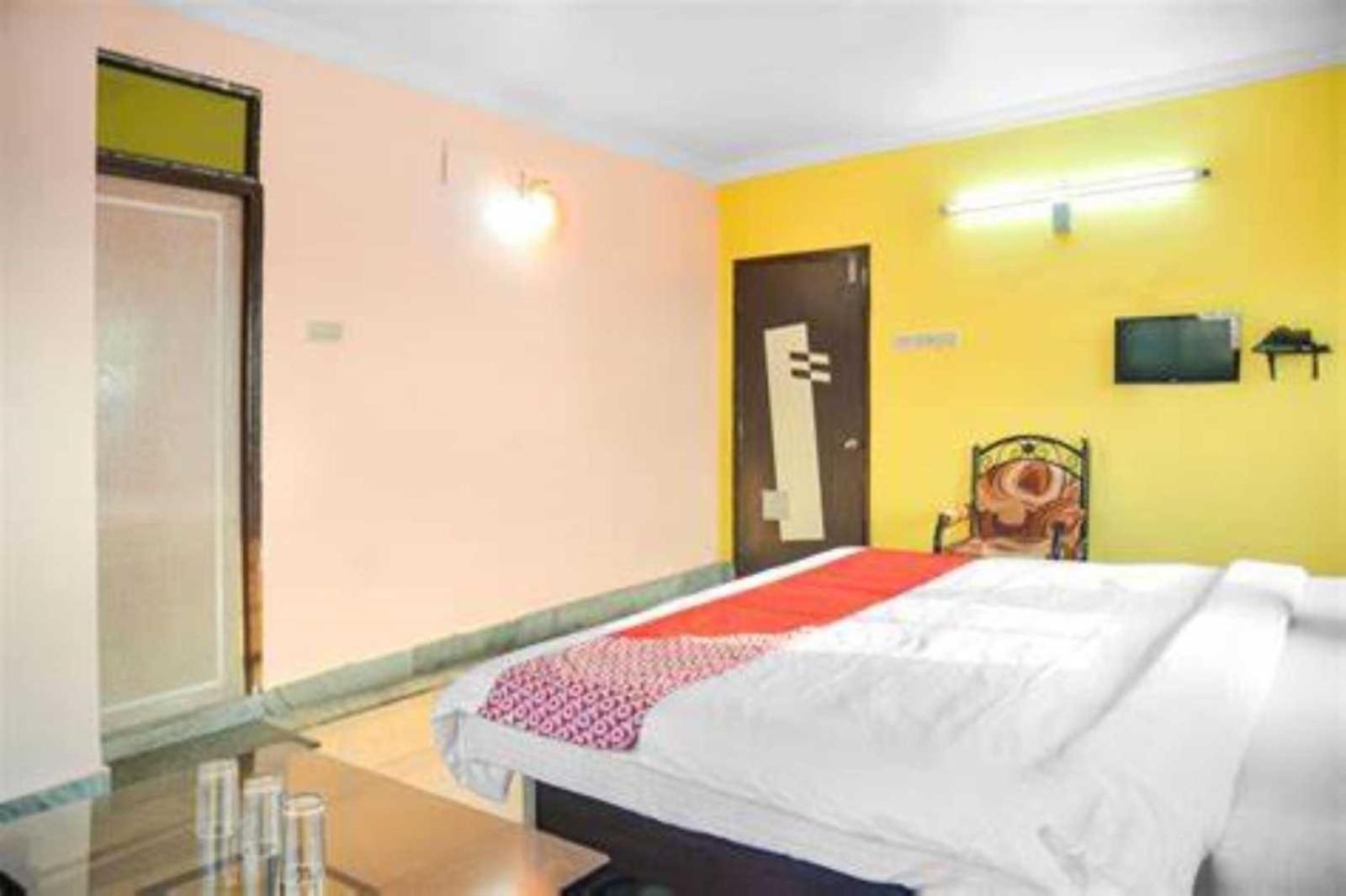Hotel O M.g. Kolkata